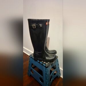 Women's original Hunter Tall Glossy Rain Boots, size 37 EU, size 6 US